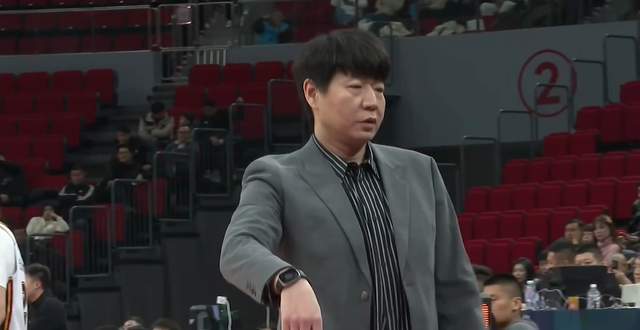 开云体育下载官网-冲11连胜悬念不大，下轮打黑马是道坎，辽宁挡不住，或被宿敌终结